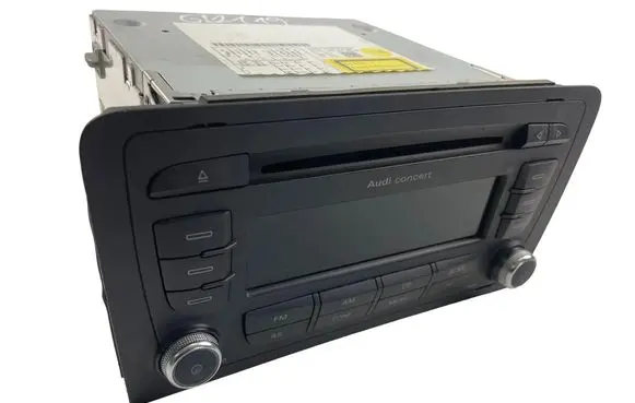 Audi A3 S3 8P Radio/CD/DVD/GPS head unit 8P0035186AB