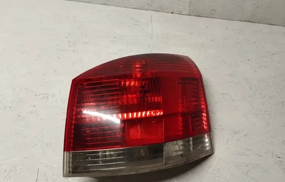 Opel Signum Rear/tail lights 13159862 377002