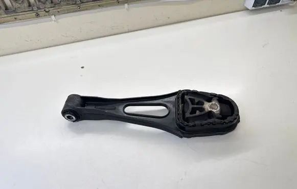 Ford Transit Custom Gearbox mount 