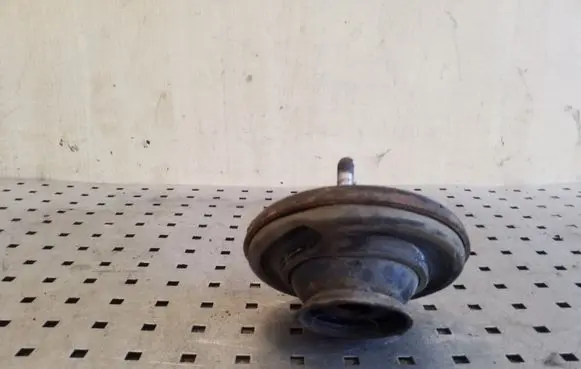 Mitsubishi Pajero Front coil spring rubber mount 