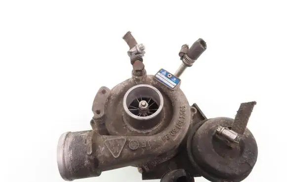 Volkswagen PASSAT B5 Turbo 058145703C