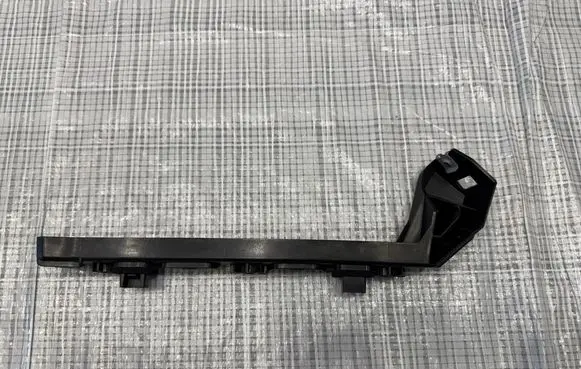 Maserati Grecale Rear bumper mounting bracket 670157266