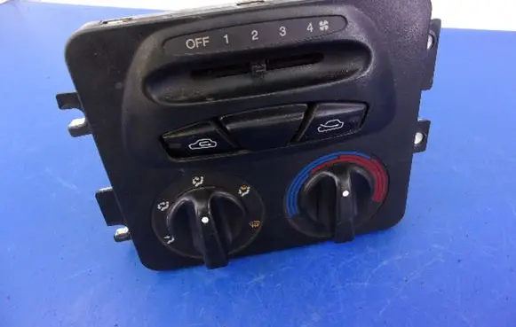 KIA Sportage Climate control unit