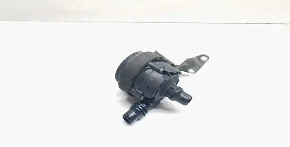 BMW X3 F25 Electric auxiliary coolant/water pump 7643949