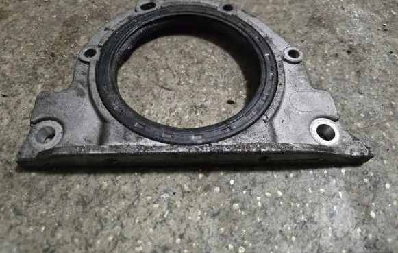 BMW 5 E39 Other engine bay part 11142245265