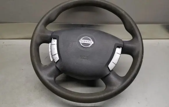 Nissan Primera Steering wheel