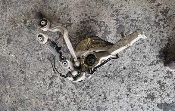 Mercedes-Benz E W213 Front wheel hub spindle knuckle A2053800