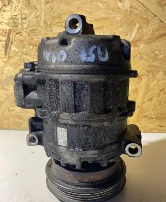 Volkswagen PASSAT B5.5 Air conditioning (A/C) compressor (pump) 4472208180 7SBU16C 8D0260808