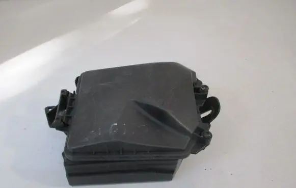 Renault Clio III Fuse box set 8200314276