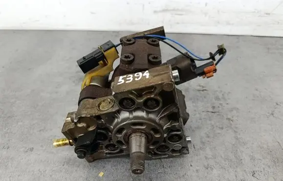 Peugeot 607 Fuel injection high pressure pump 