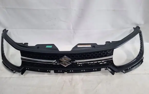 Suzuki Ignis Front bumper upper radiator grill 7211262R0