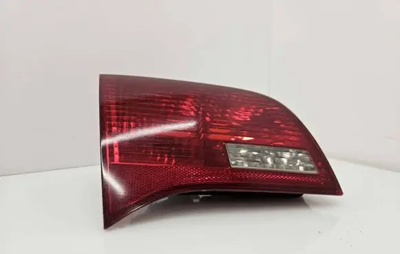 Audi A6 S6 C6 4F Tailgate rear/tail lights 4F9945093 89033744