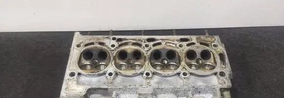 Skoda Roomster (5J) Engine head 03C103373E