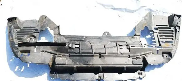 Citroen C5 Engine splash shield/under tray 9688137680