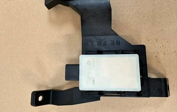 Hyundai Ioniq 5 Distronic sensor radar 99120-GI100