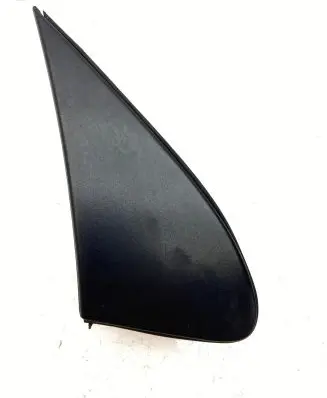 Toyota Corolla E120 E130 Fender end trim X4009948 170403