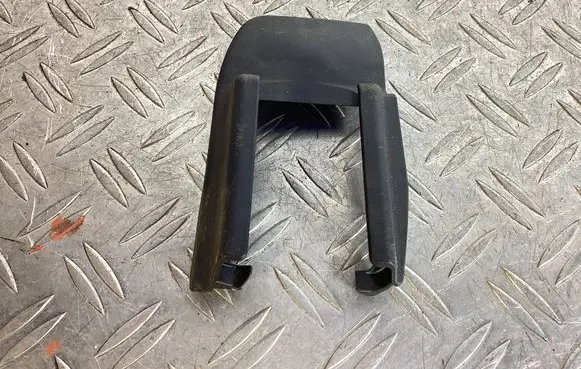 Lexus LS 460 - 600H Front passenger seat rail trim 7215750040