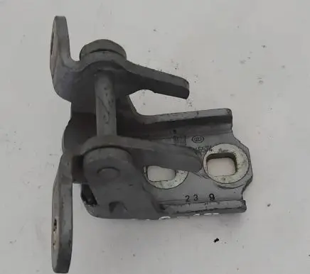 Opel Insignia A Rear door lower hinge A046574 ES02A046574 239
