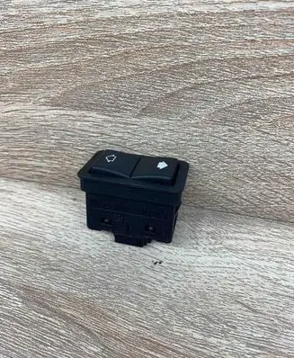 BMW 5 E39 Electric window control switch 8368974 57CLASS
