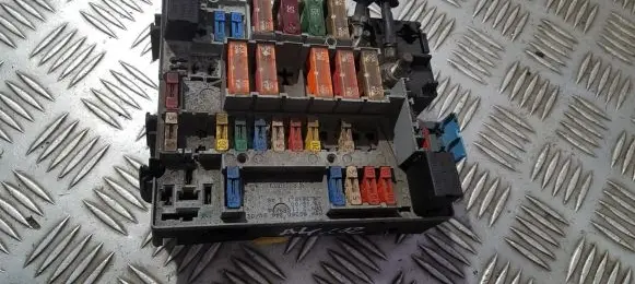 Citroen Xsara Picasso Fuse box set 9628024480