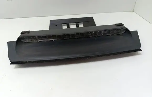 Volvo S60 Third/center stoplight 9483350