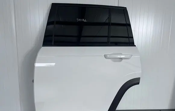 Jeep Grand Cherokee WL Rear door 