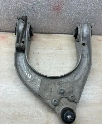 Mercedes-Benz E W211 Front lower control arm/wishbone