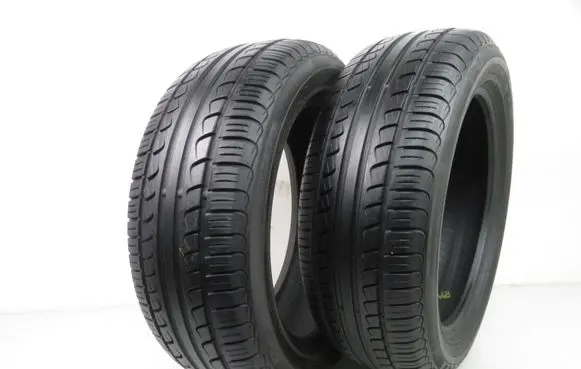 Volkswagen Golf V R16 summer tire 