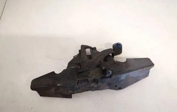 Toyota Corolla E120 E130 Engine bonnet/hood lock/catch