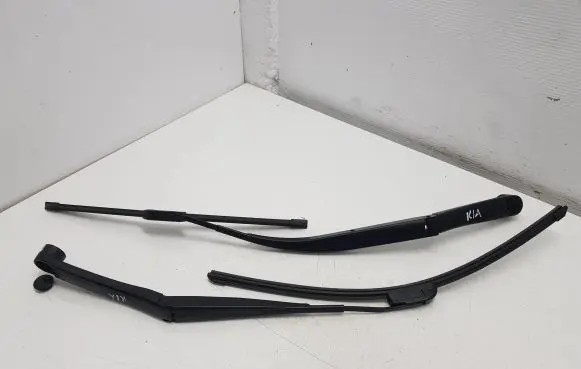 KIA Soul Front wiper blade arm