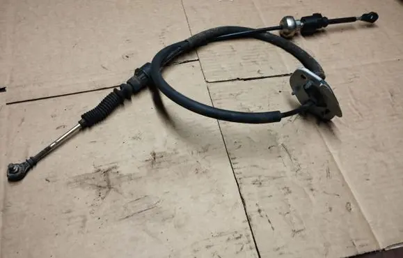 Chrysler Sebring (ST-22 - JR) Gear shift cable linkage 