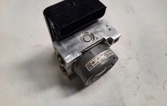Ford Mondeo MK V ABS Pump
