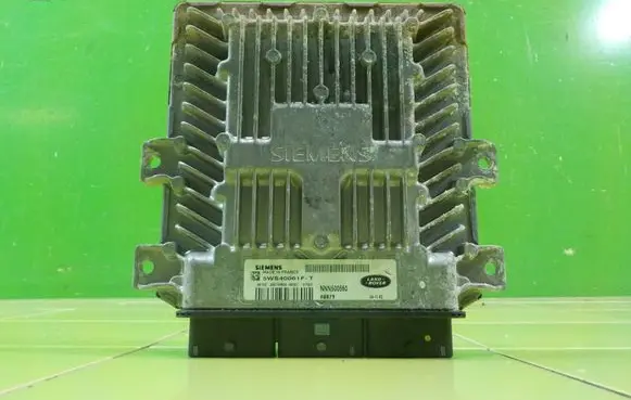 Land Rover Discovery Engine control unit/module NNN500560