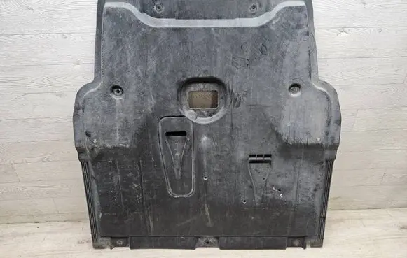 Mercedes-Benz B W246 W242 Engine splash shield/under tray A2465200123