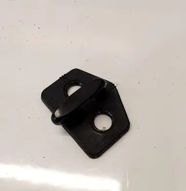 Volvo V70 Front door lock loop/hook striker 30661367