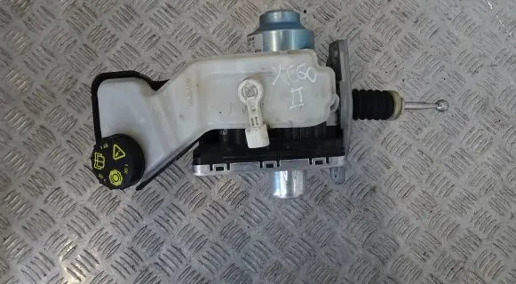 Volvo XC60 ABS Pump 32333637