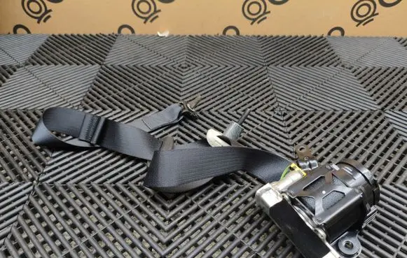 Ford Edge II Rear seatbelt KT4BR611E50A
