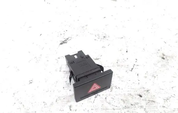 Volkswagen Touareg I Hazard light switch 7L6953235A