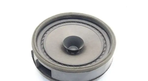 Mitsubishi L200 Front door speaker 8720A151