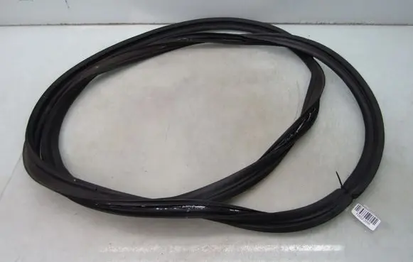 Mazda 3 Trunk rubber seal (body) 