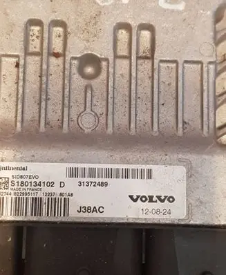 Volvo V60 Engine control unit/module 31372489