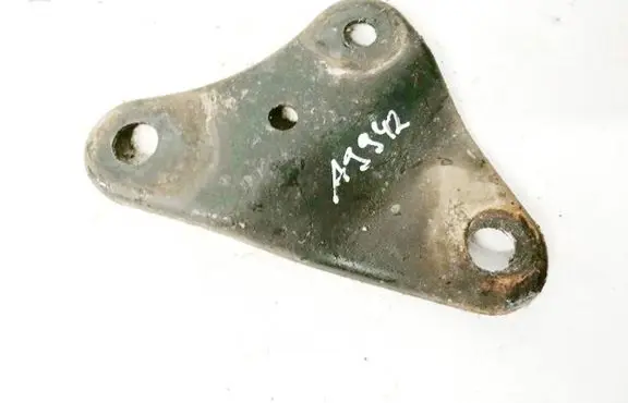 Subaru Forester SH Engine mounting bracket