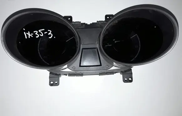 Hyundai ix35 Speedometer (instrument cluster) 940072Y501