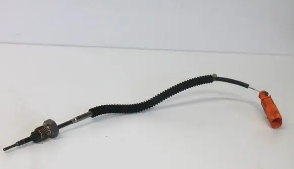 Audi A6 S6 C7 4G Oil temperature sensor 8K0906088A