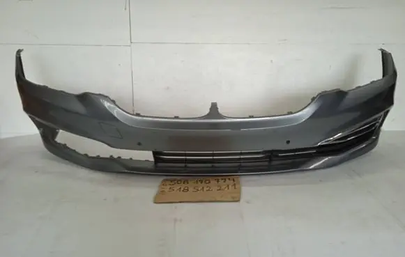 BMW 5 G30 G31 Front bumper 7385336 72758411