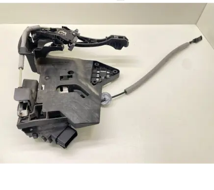 Volvo XC60 Front door lock 31301170 964245102