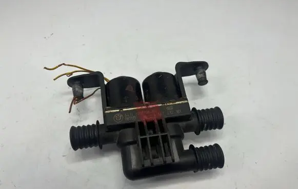 BMW X5 E70 Coolant heater control valve 6931708 64116931708 6906652