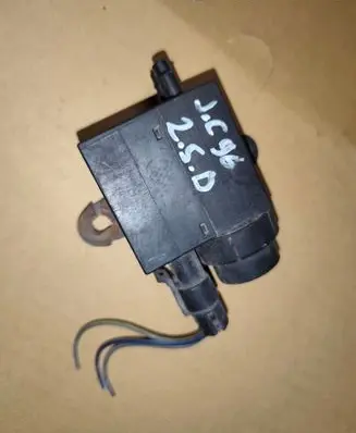 Jeep Cherokee XJ Vacuum valve 56027094