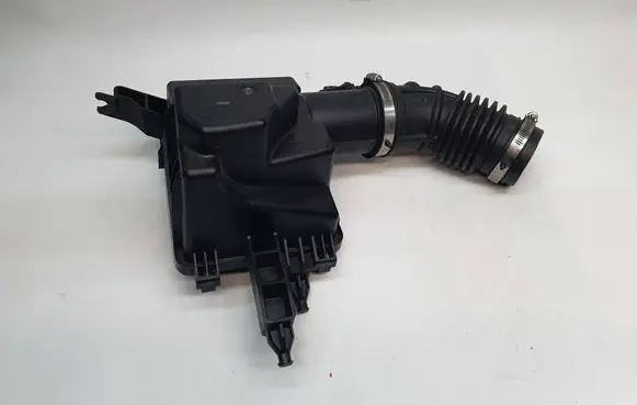 Nissan X-Trail T32 Air filter box 4BA20