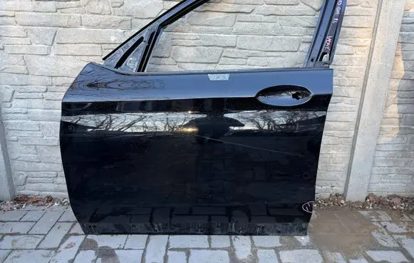 BMW X3 G01 Front door 7498147